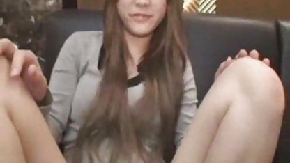 Angela video bokep jepang diperkosa tetangga Devi gaun